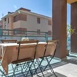 Appartamento Easy Living - M1 Metro Wi-fi